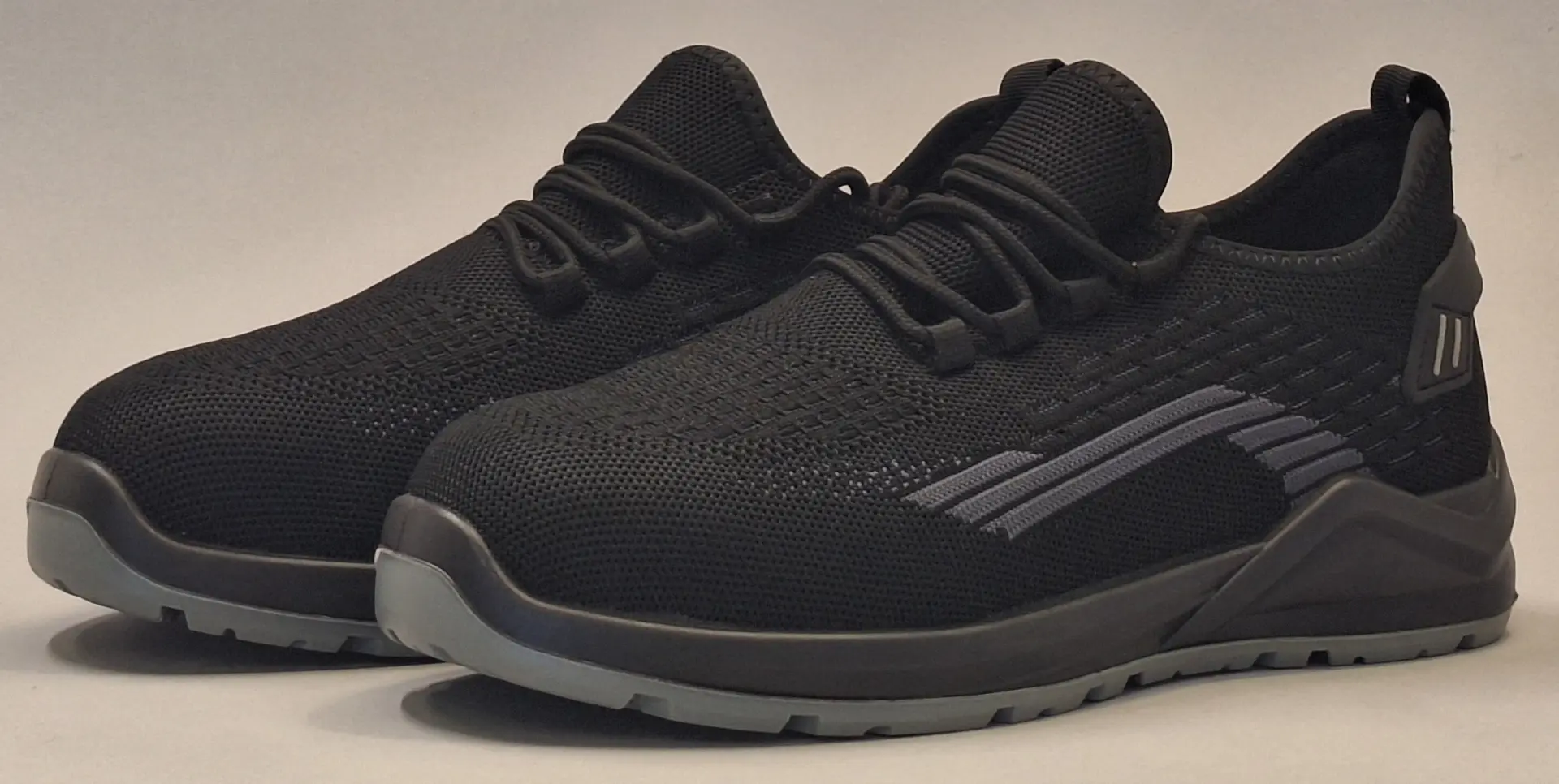 Полуботинки PROFLINE BASE текстильные (черный)